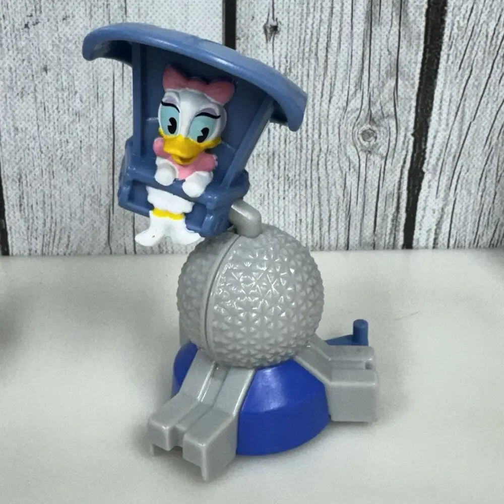 Disney Daisy Duck Soaring & Donald Duck Mad Tea Railway Runaway McDonald’s Toys